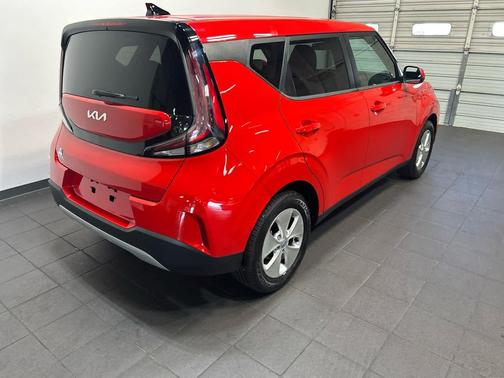Inferno Red 2023 Kia Soul LX