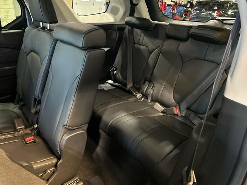 2026 Honda Pilot Touring 8-Passenger