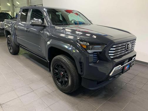 2024 Toyota Tacoma Hybrid Limited