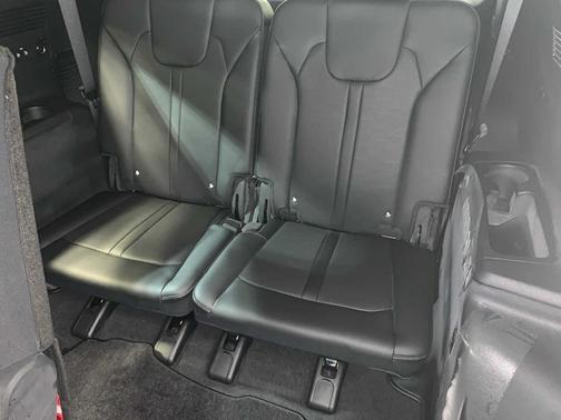 Ivory Silver 2026 Kia Sorento S