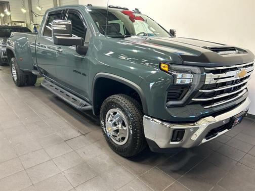 Cypress Gray 2025 Chevrolet Silverado 3500 LTZ