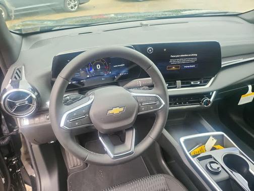 Mosaic Black Metallic 2026 Chevrolet Equinox 1LT