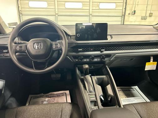 Crystal Black Pearl 2026 Honda Accord SE