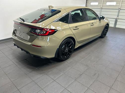 Sand Dune Pearl 2026 Honda Civic Sport