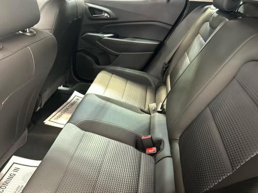 Sterling Gray Metallic 2026 Chevrolet Trax LT