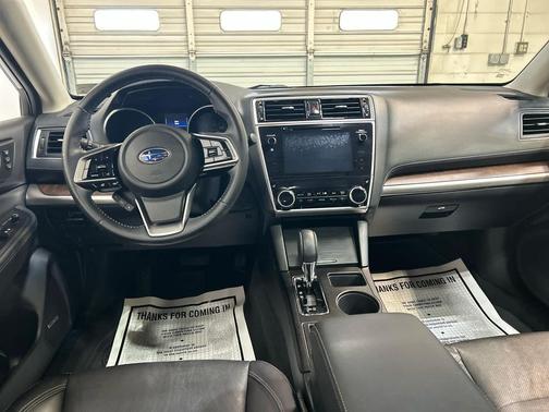 Ice Silver Metallic 2018 Subaru Outback 2.5i Limited
