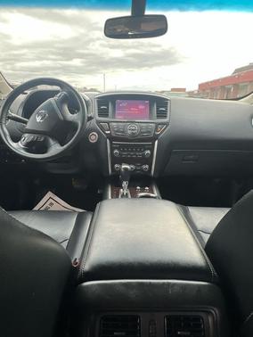 2015 Nissan Pathfinder Platinum