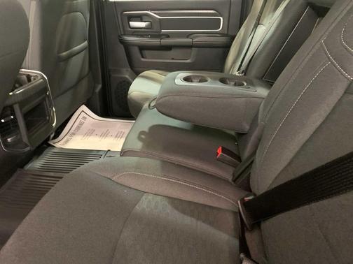 Granite Crystal Metallic Clearcoat 2026 RAM 3500 Big Horn Crew Cab 4x4 8' Box