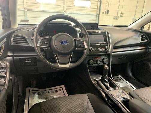 2019 Subaru Impreza 2.0i