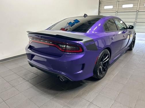 Plum Crazy Pearlcoat 2023 Dodge Charger Scat Pack