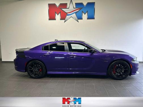 Plum Crazy Pearlcoat 2023 Dodge Charger Scat Pack