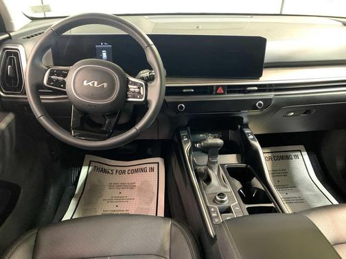 2024 Kia Sorento EX