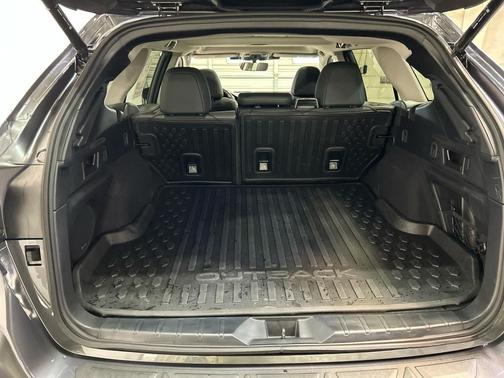Magnetite Gray Metallic 2025 Subaru Outback Onyx Edition XT