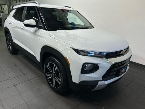 Summit White 2022 Chevrolet Trailblazer LT