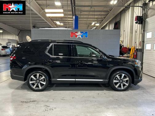 2025 Honda Pilot Touring 8-Passenger