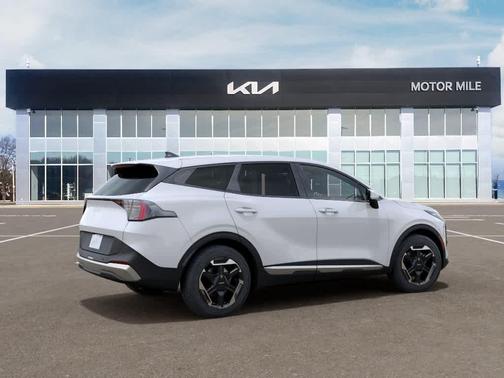 Snow White Pearl 2026 Kia Sportage SX Turbo