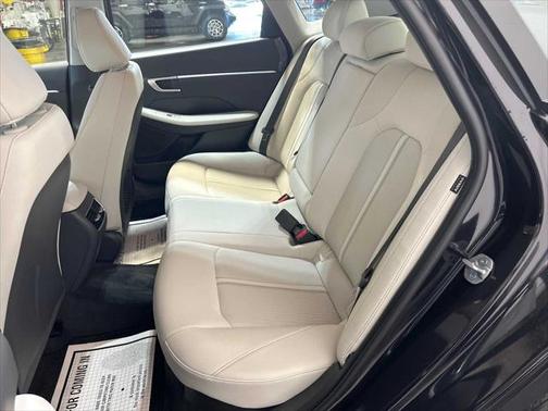 2025 Hyundai SONATA Hybrid SE