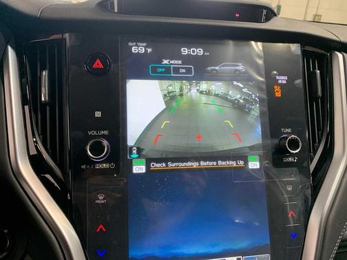 2025 Subaru Outback Touring XT