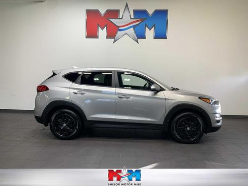 2020 Hyundai TUCSON SE