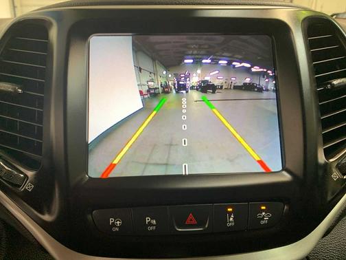 2018 Jeep Cherokee Trailhawk