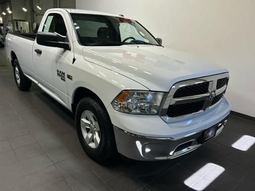 Black Clearcoat 2022 RAM 1500 Tradesman