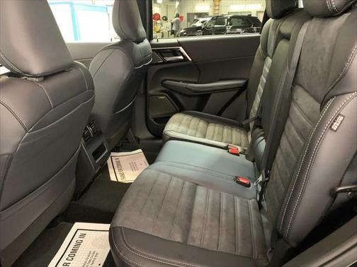 2025 Mitsubishi Outlander SE 2.5 S-AWC