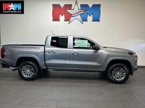 Sterling Gray Metallic 2026 Chevrolet Colorado LT