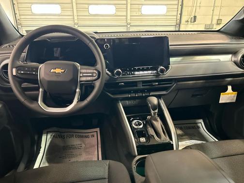 Sterling Gray Metallic 2026 Chevrolet Colorado LT