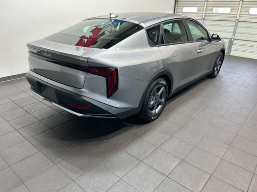 Steel Gray 2026 Kia K4 LXS
