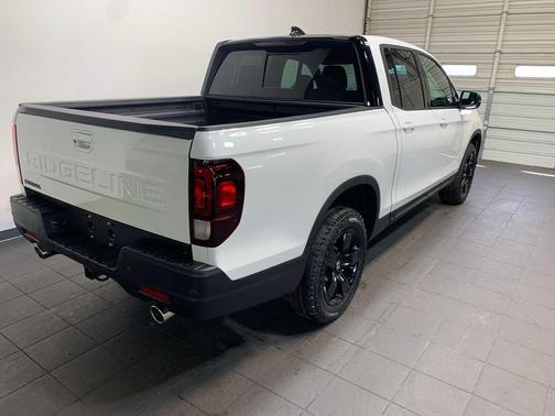 2026 Honda Ridgeline Black