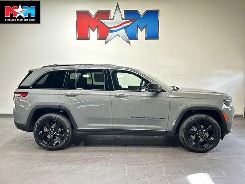 Sting-Gray Clearcoat 2027 Jeep Grand Cherokee Limited