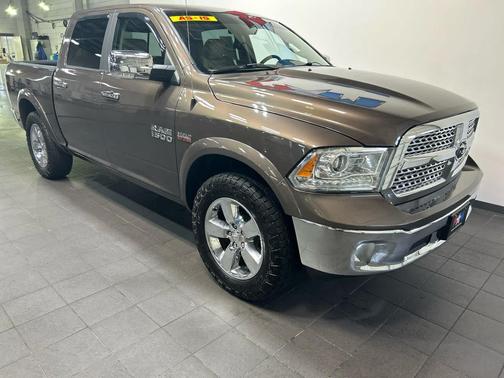 RV Match Walnut Brown Metallic Clearcoat 2018 RAM 1500 Laramie