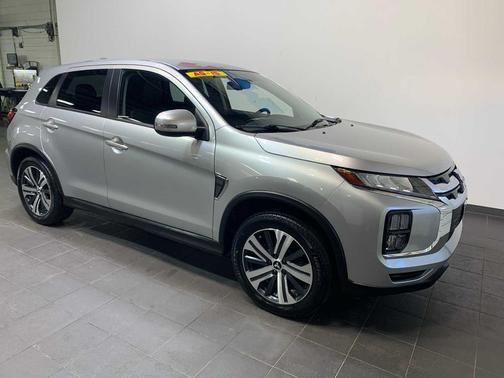 2022 Mitsubishi Outlander Sport SE