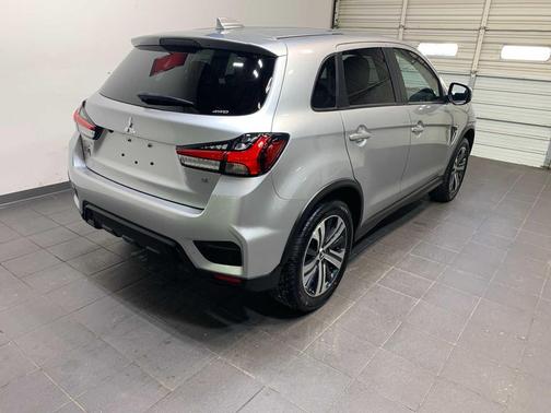 2022 Mitsubishi Outlander Sport SE