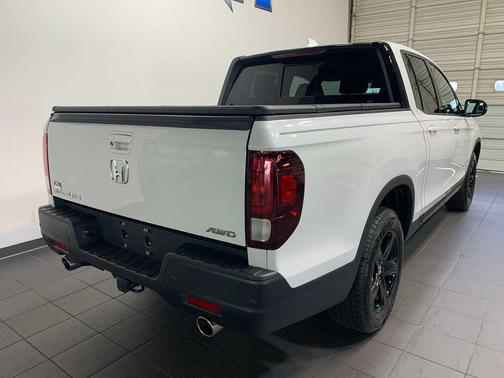 2023 Honda Ridgeline Black