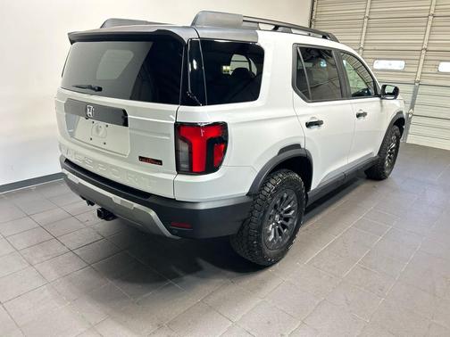 Platinum White Pearl 2026 Honda Passport AWD TrailSport