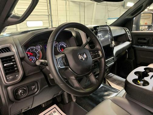 2026 RAM 2500 Tradesman Crew Cab 4x4 6'4' Box