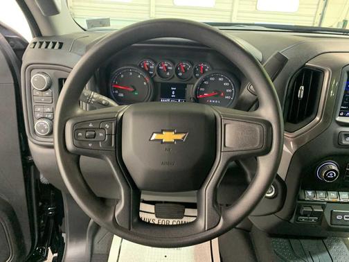 2025 Chevrolet Silverado 2500 Custom