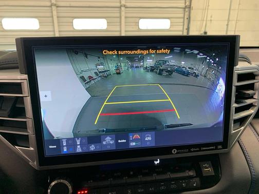 2023 Toyota Tundra Platinum