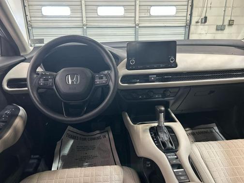 Nordic Forest Pearl 2023 Honda HR-V LX