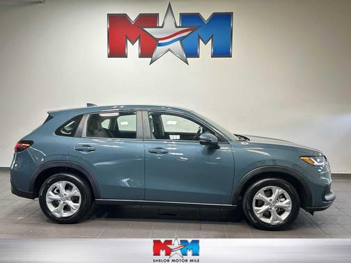 Nordic Forest Pearl 2023 Honda HR-V LX