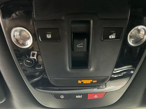 Wolf Gray 2023 Kia Sportage X-Line