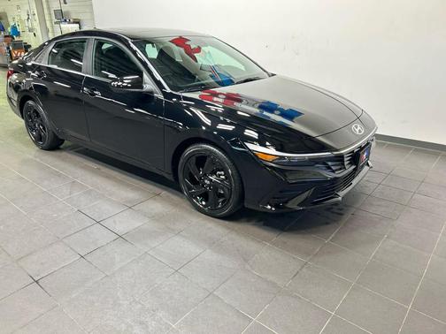 Abyss Black 2026 Hyundai ELANTRA Sport