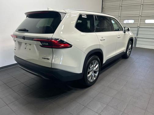 Coastal Cream 2024 Toyota Grand Highlander Limited