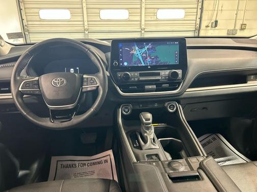 Coastal Cream 2024 Toyota Grand Highlander Limited