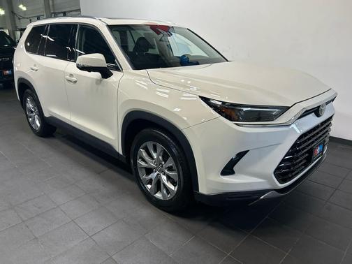 Coastal Cream 2024 Toyota Grand Highlander Limited