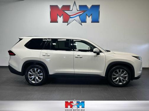 Coastal Cream 2024 Toyota Grand Highlander Limited