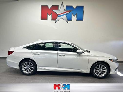 Platinum White Pearl 2021 Honda Accord LX 1.5T