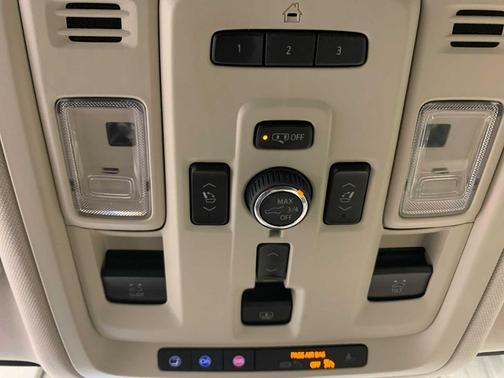 Satin Steel Metallic 2022 GMC Yukon Denali