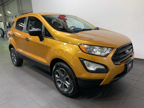 Luxe Yellow 2021 Ford EcoSport S